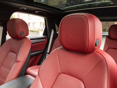 2023 Porsche Cayenne S Platinum Edition