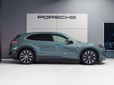 2026 Porsche Cayenne Cayenne S Electric