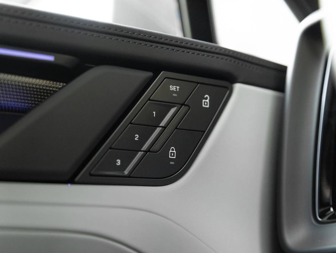 2026 Porsche Cayenne Cayenne S Electric