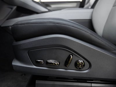 2026 Porsche Cayenne Cayenne S Electric