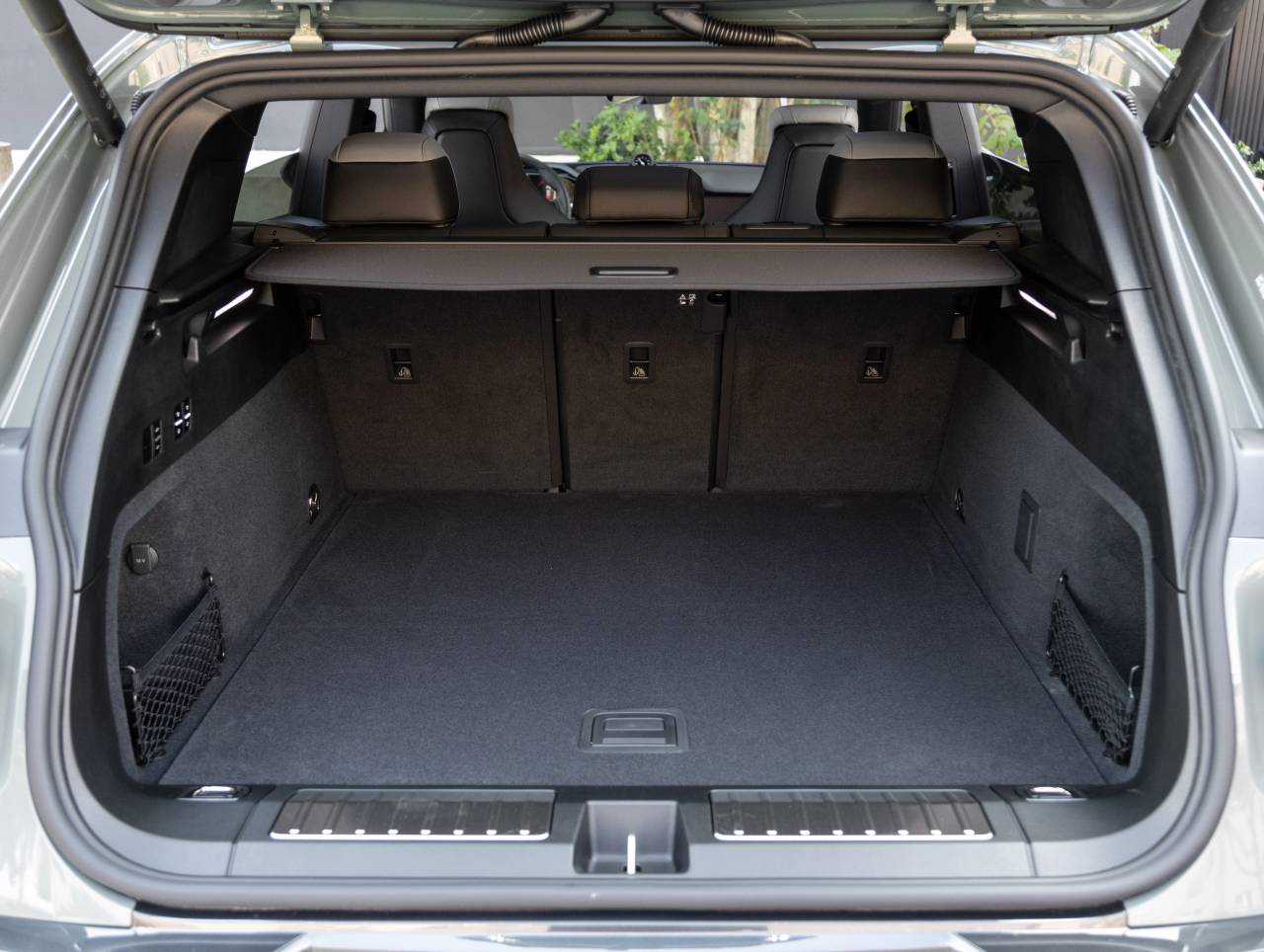2026 Porsche Cayenne Cayenne S Electric