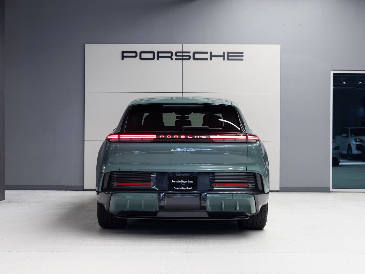2026 Porsche Cayenne Cayenne S Electric