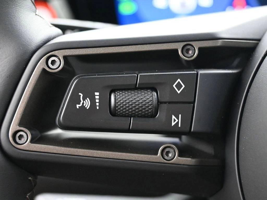 2025 Porsche Macan Turbo Electric