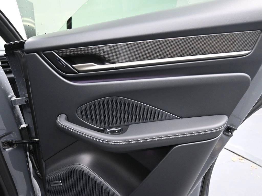2025 Porsche Macan Turbo Electric
