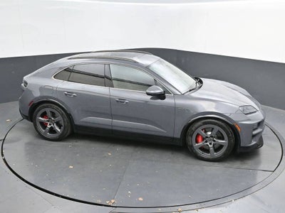 2025 Porsche Macan Turbo Electric
