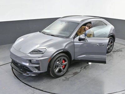 2025 Porsche Macan Turbo Electric