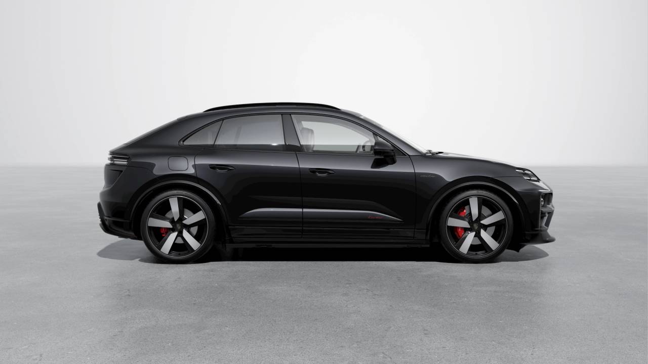 2025 Porsche Macan Turbo Electric