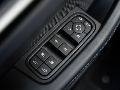 2025 Porsche Macan Macan Electric