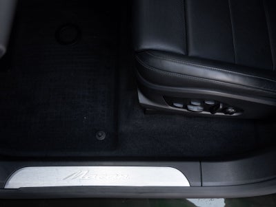 2025 Porsche Macan Macan Electric