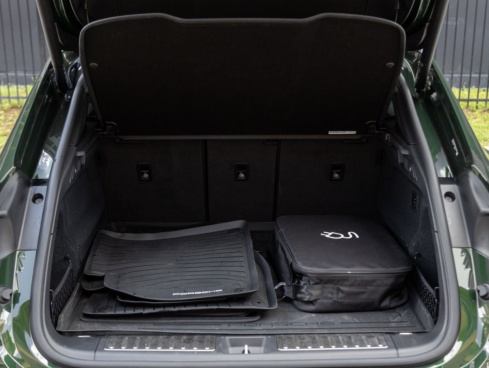 2025 Porsche Macan Macan Electric