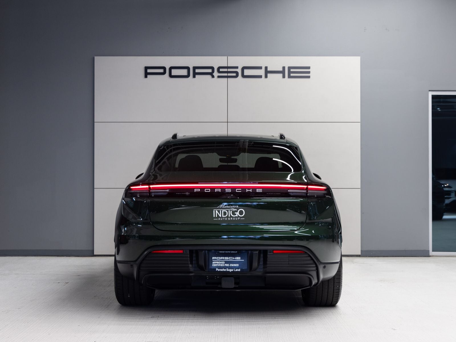 2025 Porsche Macan Macan Electric