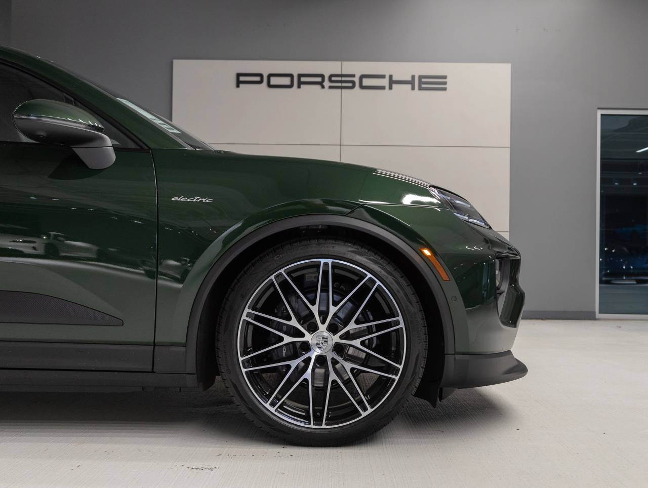 2025 Porsche Macan Macan Electric
