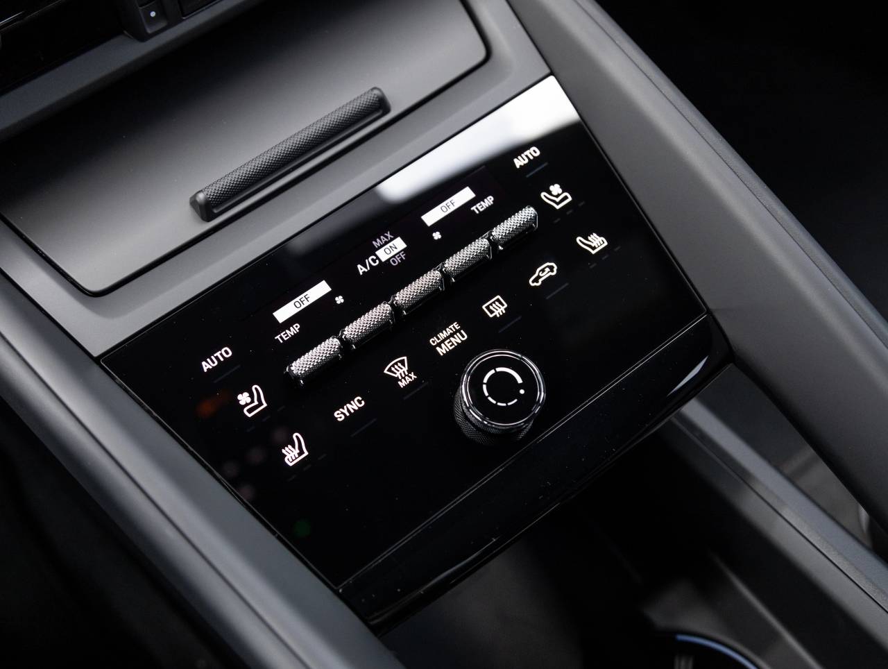 2025 Porsche Macan Macan Electric