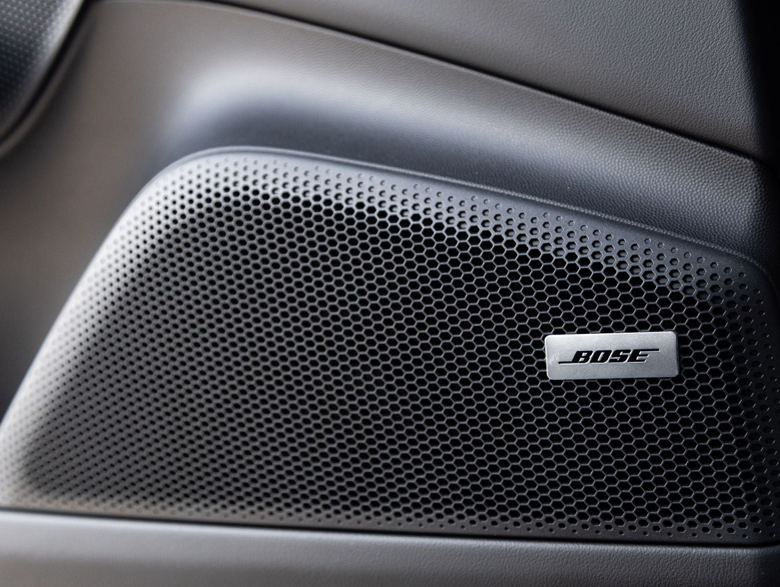 2025 Porsche Macan Electric