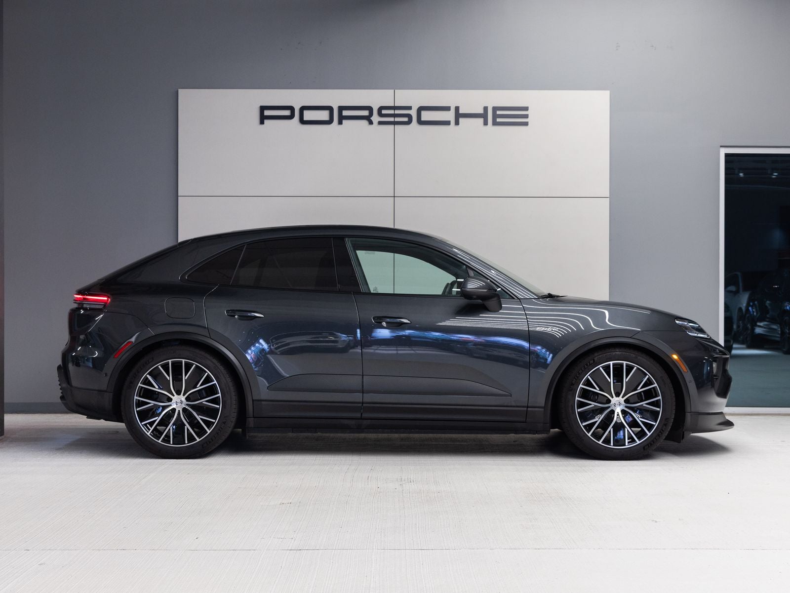 2025 Porsche Macan Electric