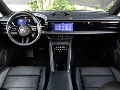 2025 Porsche Macan Electric