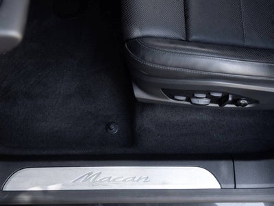 2025 Porsche Macan Electric