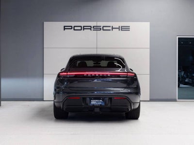 2025 Porsche Macan Electric