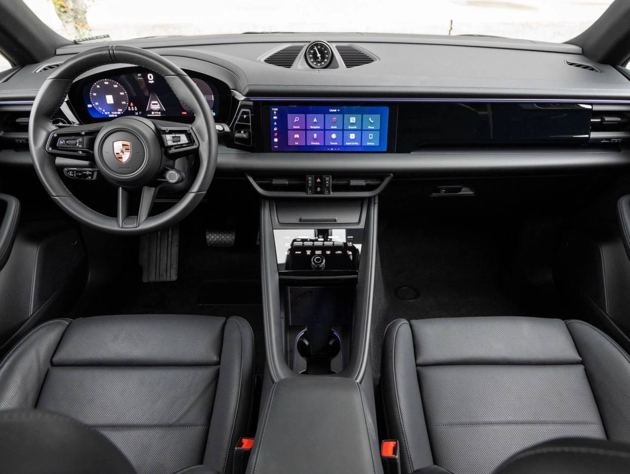 2025 Porsche Macan Electric