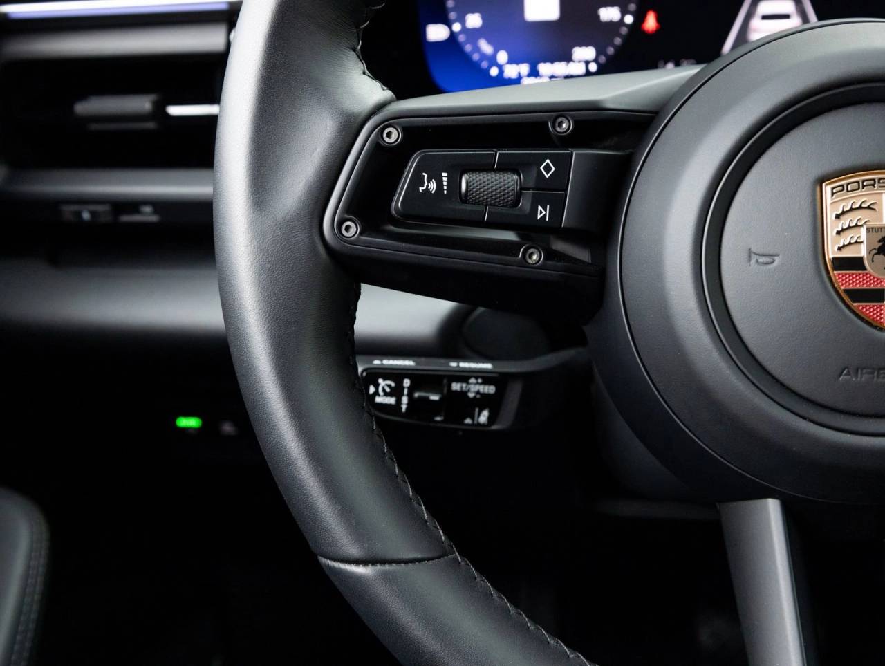 2025 Porsche Macan Electric