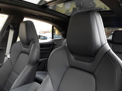 2025 Porsche Macan Electric