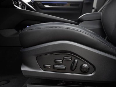 2025 Porsche Macan Electric