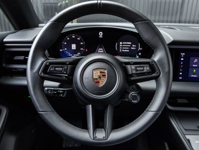 2025 Porsche Macan Electric