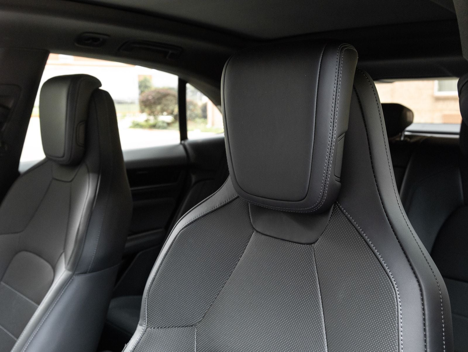 2025 Porsche Macan Electric