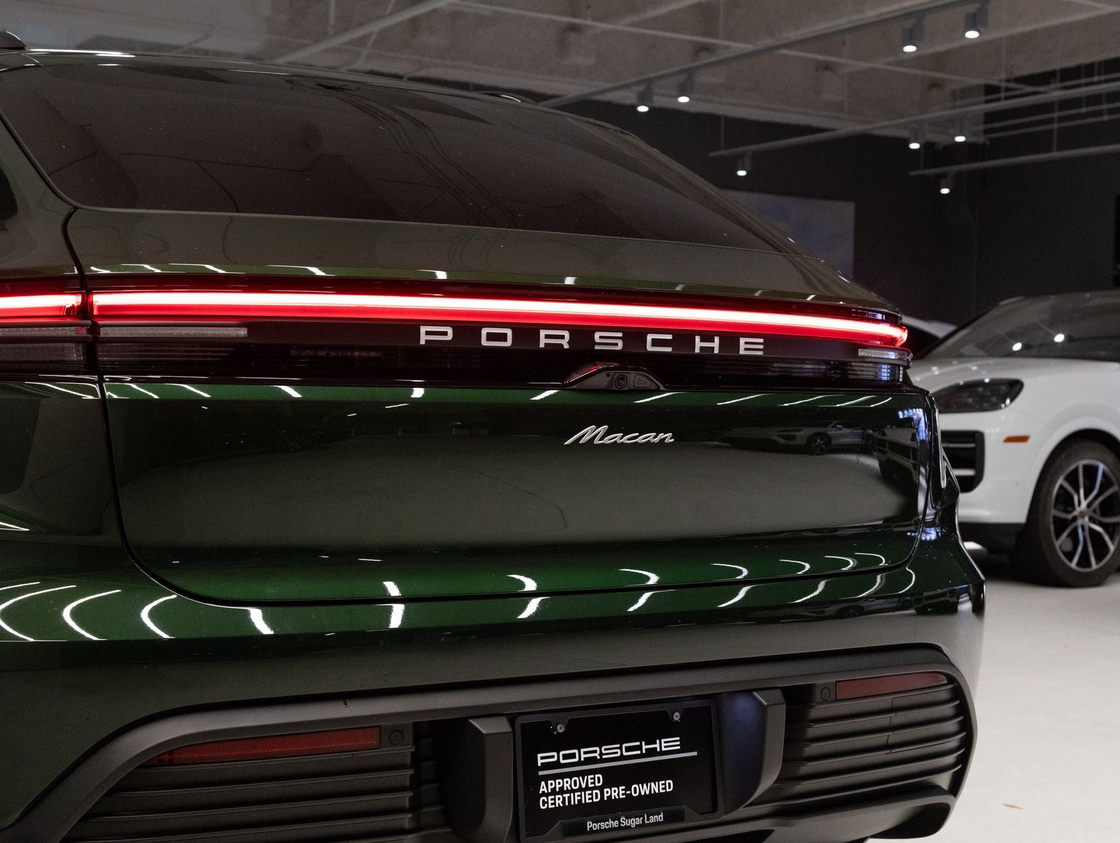 2025 Porsche Macan Electric