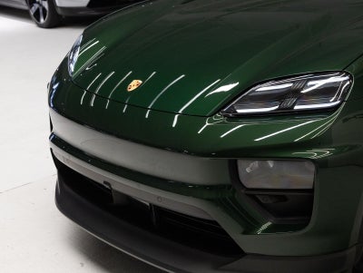 2025 Porsche Macan Electric