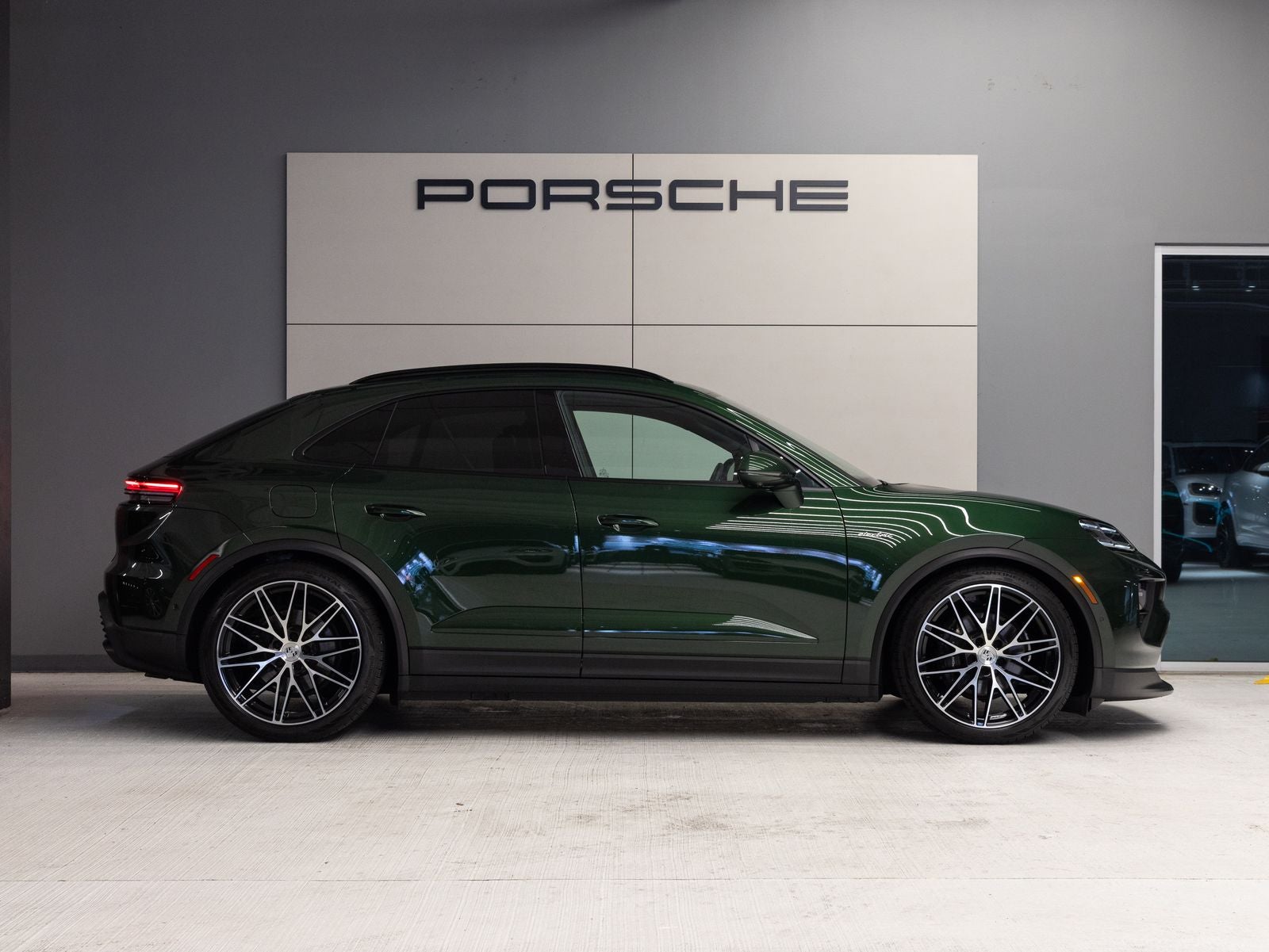 2025 Porsche Macan Electric