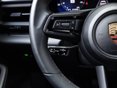 2025 Porsche Macan Electric