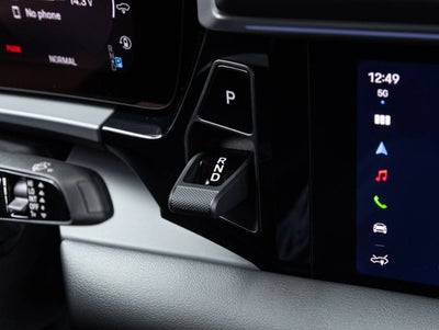2025 Porsche Macan Electric