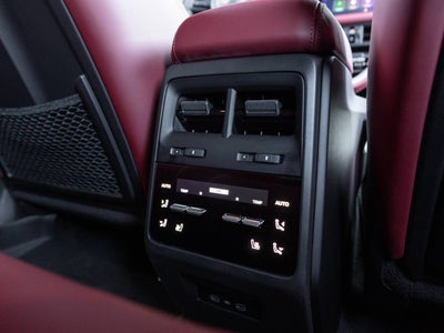 2025 Porsche Macan Macan Electric