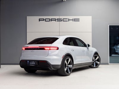 2025 Porsche Macan Macan Electric