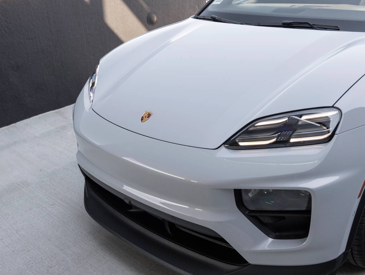 2025 Porsche Macan Macan Electric