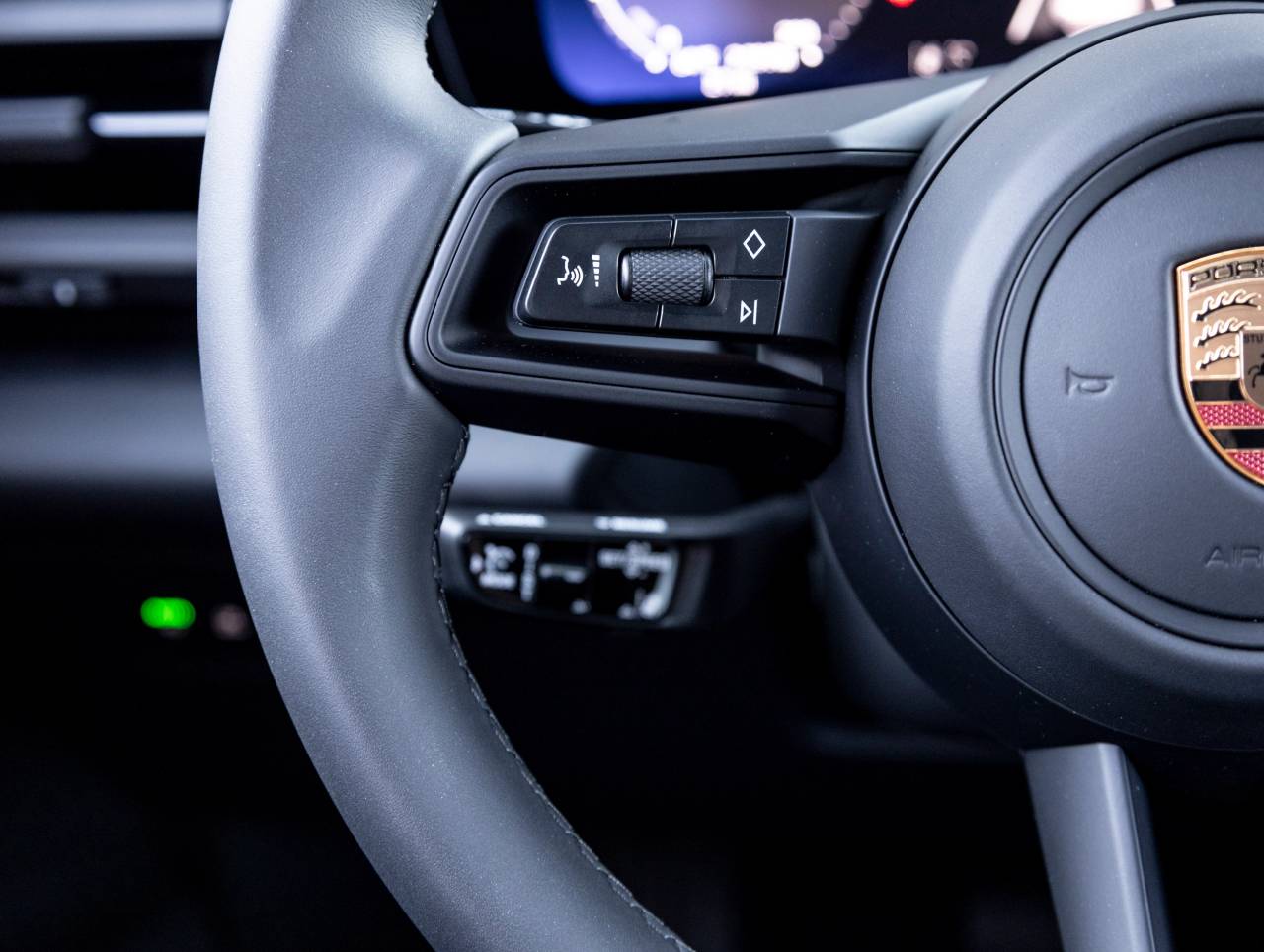 2025 Porsche Macan Macan Electric