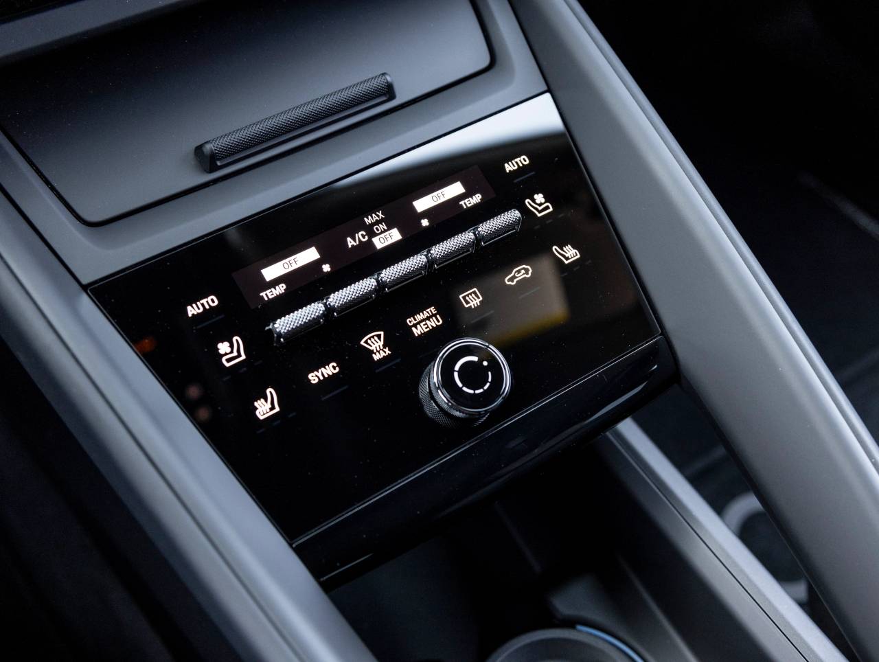 2025 Porsche Macan Macan Electric