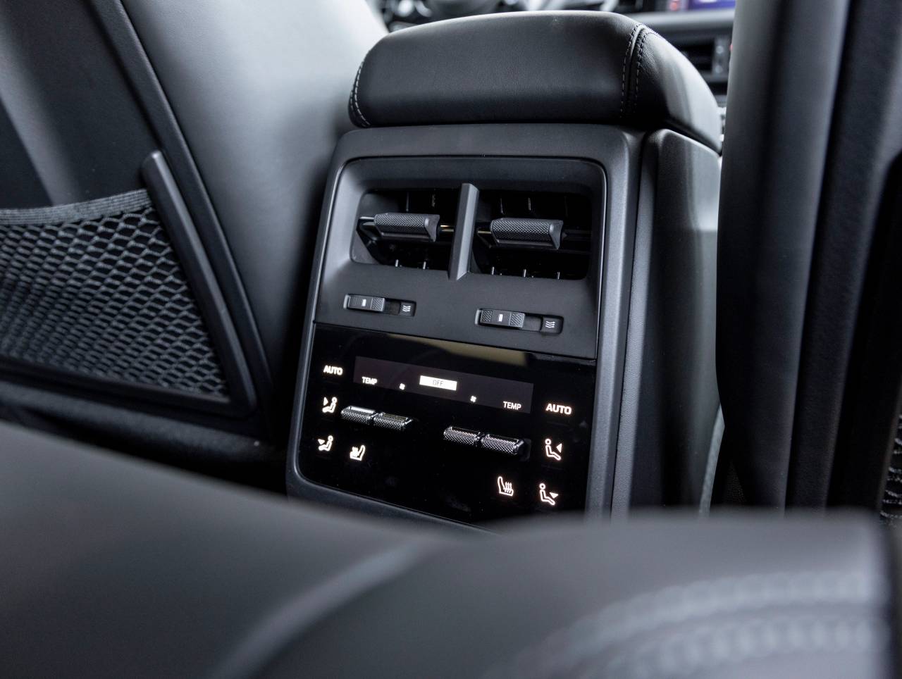 2025 Porsche Macan Macan Electric