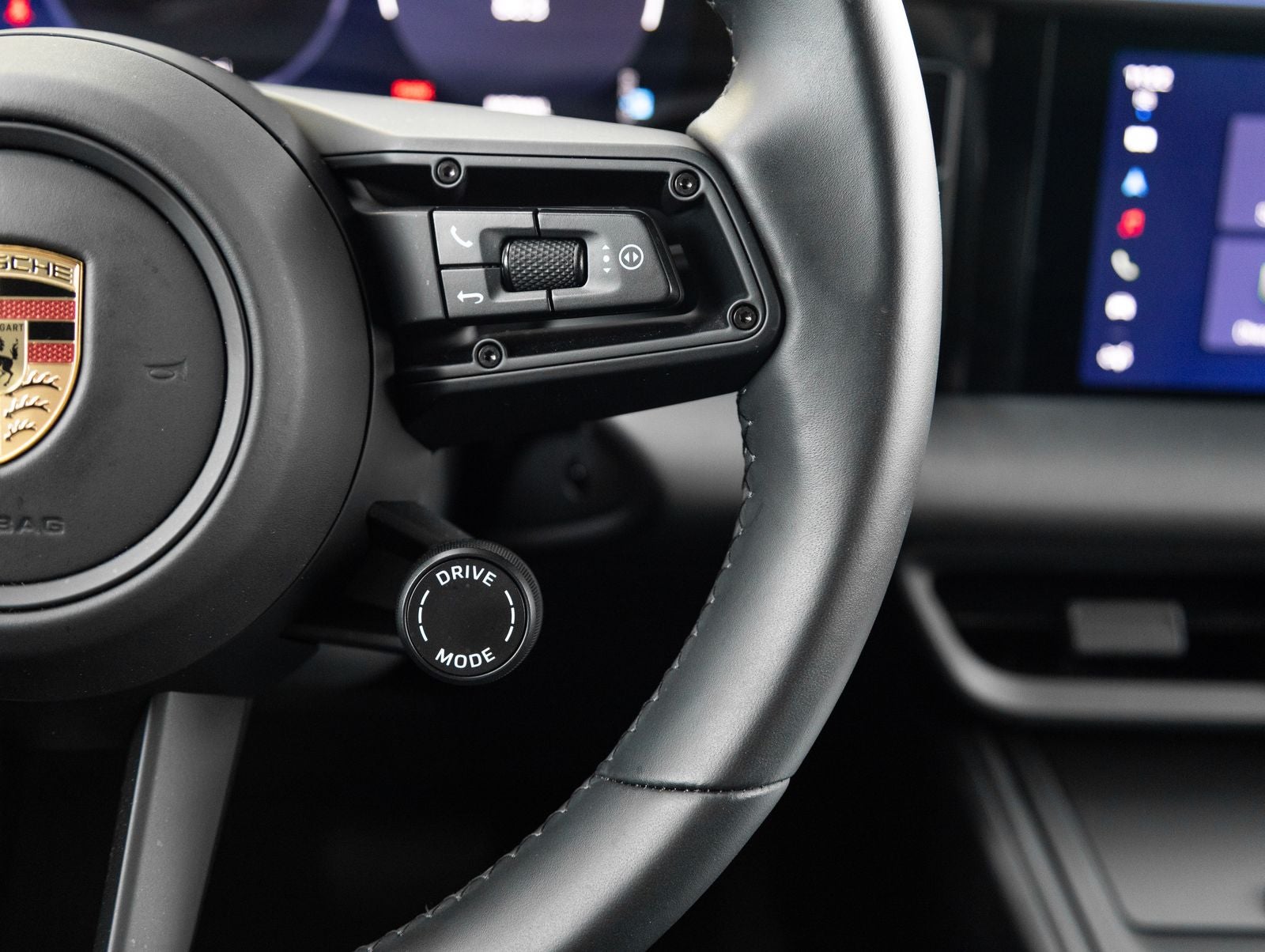 2025 Porsche Macan Electric