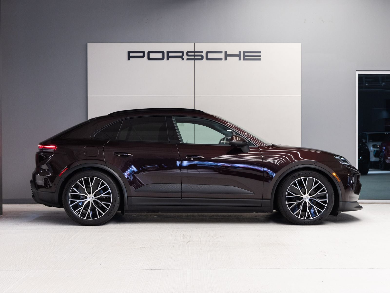 2025 Porsche Macan Electric