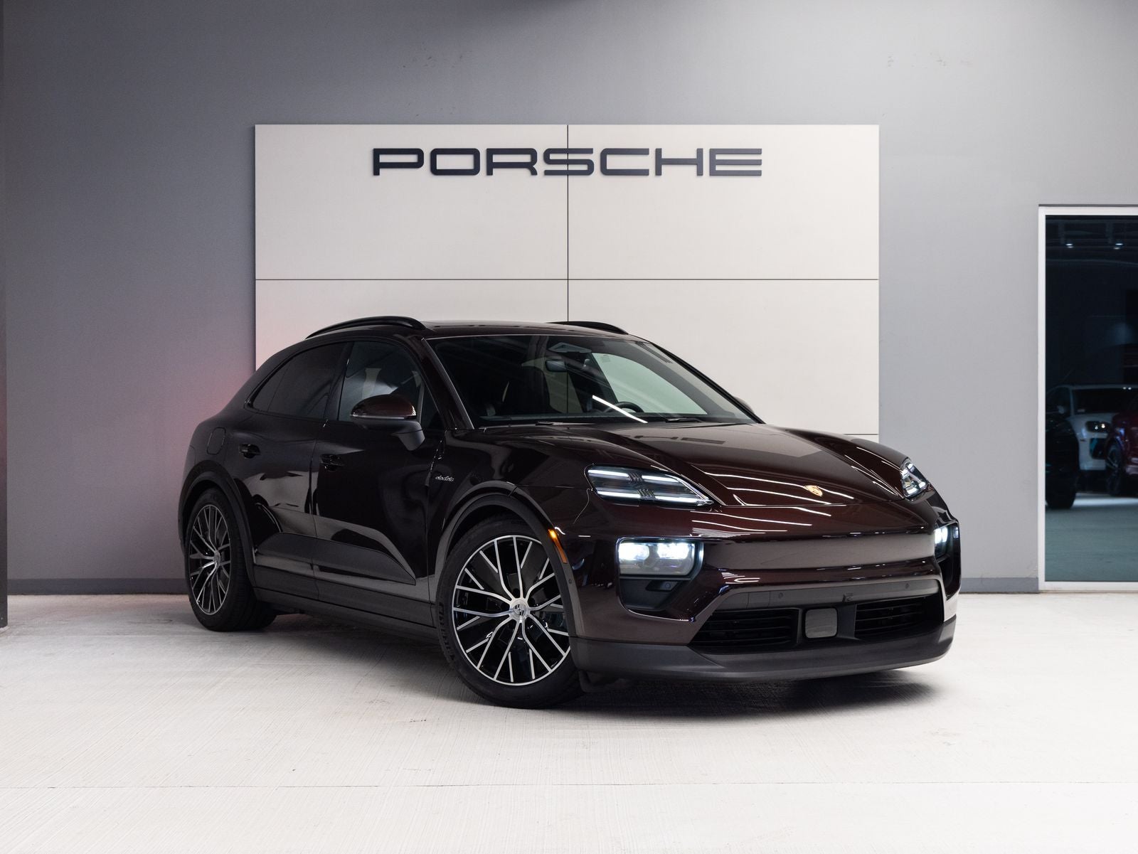 2025 Porsche Macan Electric