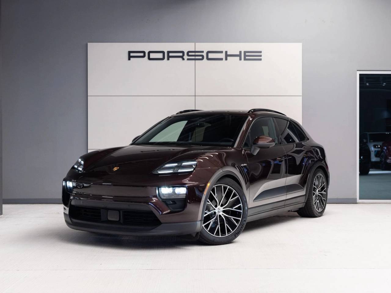 2025 Porsche Macan Electric
