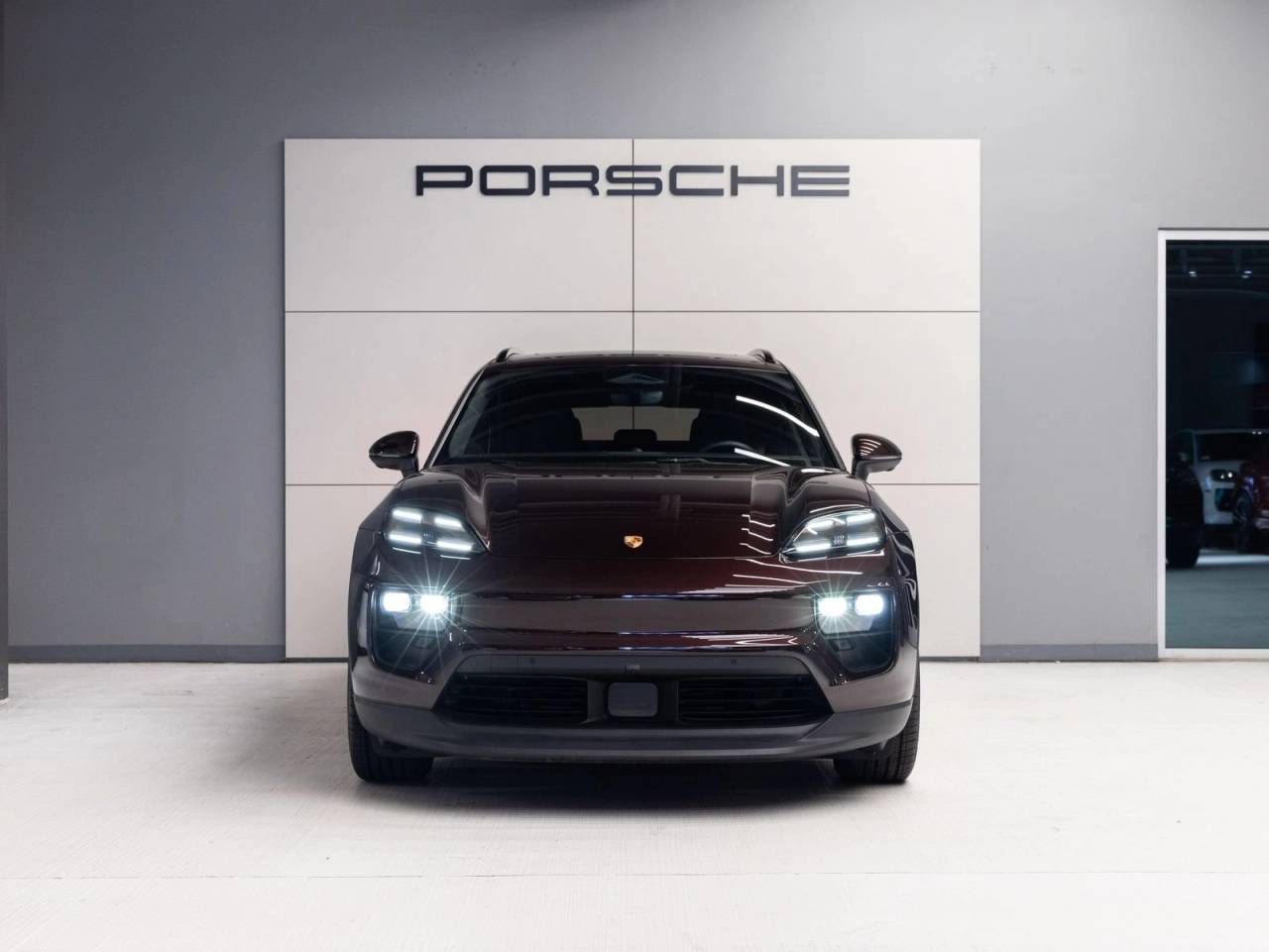 2025 Porsche Macan Electric