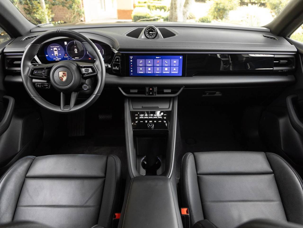 2025 Porsche Macan Electric