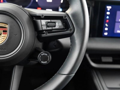 2025 Porsche Macan Electric