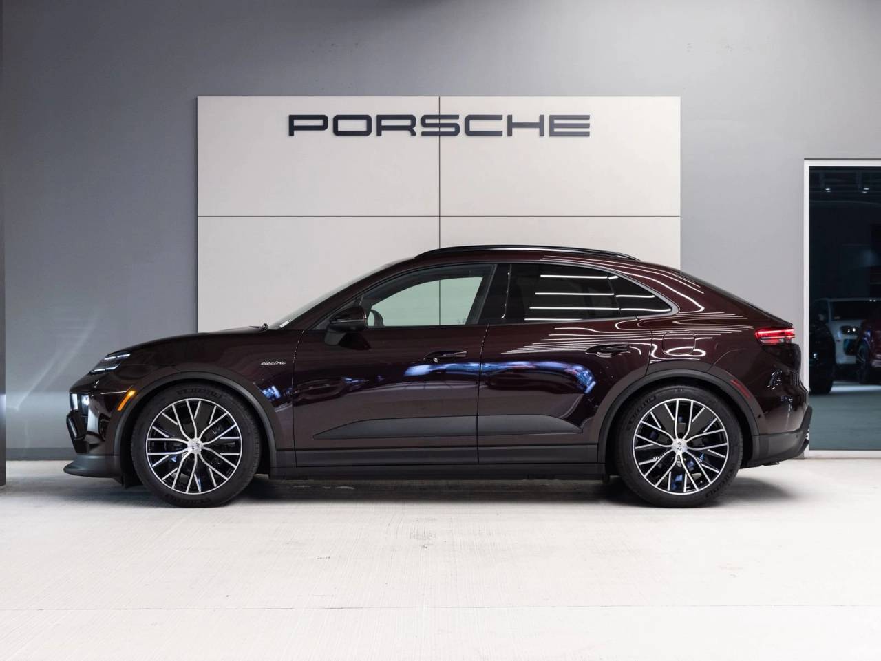 2025 Porsche Macan Electric