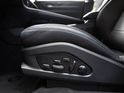 2025 Porsche Macan Electric