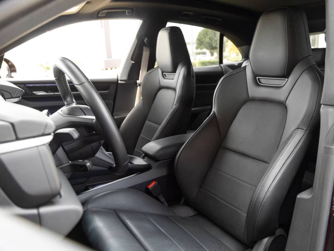 2025 Porsche Macan Electric