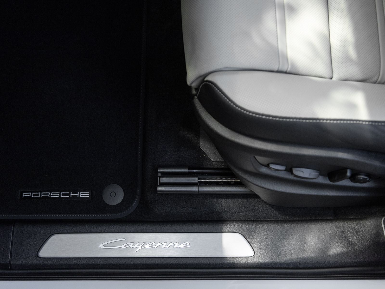 2026 Porsche Cayenne E-Hybrid